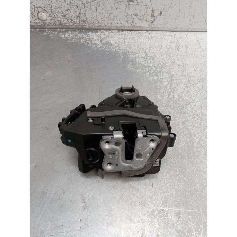 Recambio de motor cierre centralizado trasero derecho para renault captur iii captur e-tech hybrid referencia OEM IAM 825021122R