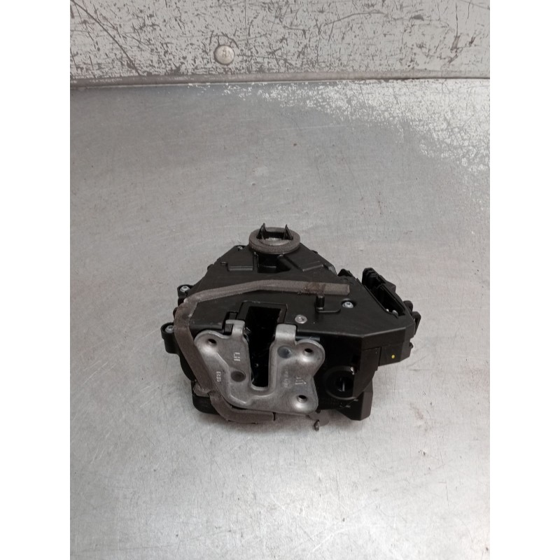 Recambio de motor cierre centralizado trasero izquierdo para renault captur iii captur e-tech hybrid referencia OEM IAM 82503153