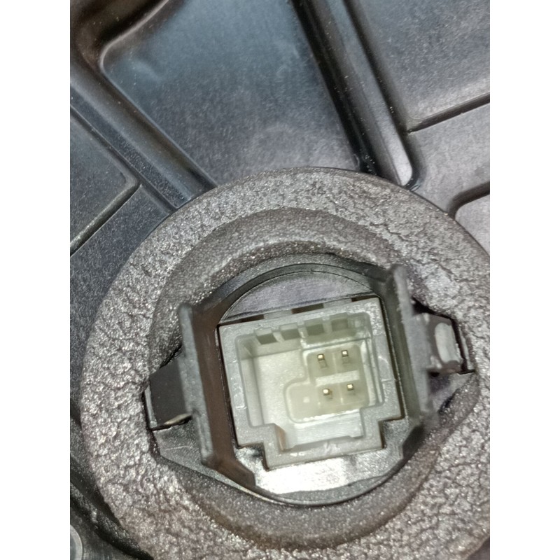 Recambio de motor cierre centralizado trasero izquierdo para renault captur iii captur e-tech hybrid referencia OEM IAM 82503153