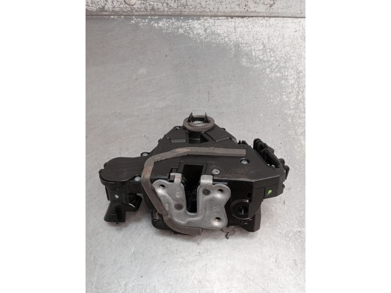 Recambio de motor cierre centralizado delantero izquierdo para renault captur iii captur e-tech hybrid referencia OEM IAM 805034