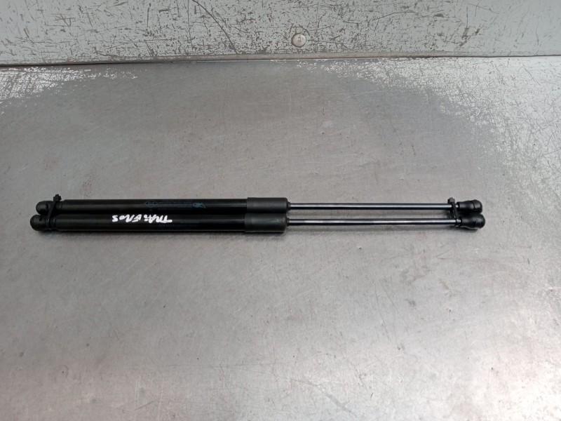 Recambio de amortiguadores maletero / porton para renault captur iii captur e-tech hybrid referencia OEM IAM 904525391R 137482 0