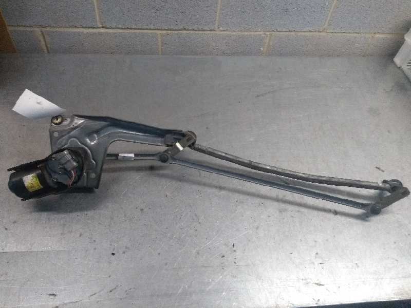 Recambio de motor limpia delantero para renault megane i classic (la0) 1.9 d rn referencia OEM IAM 53548402  