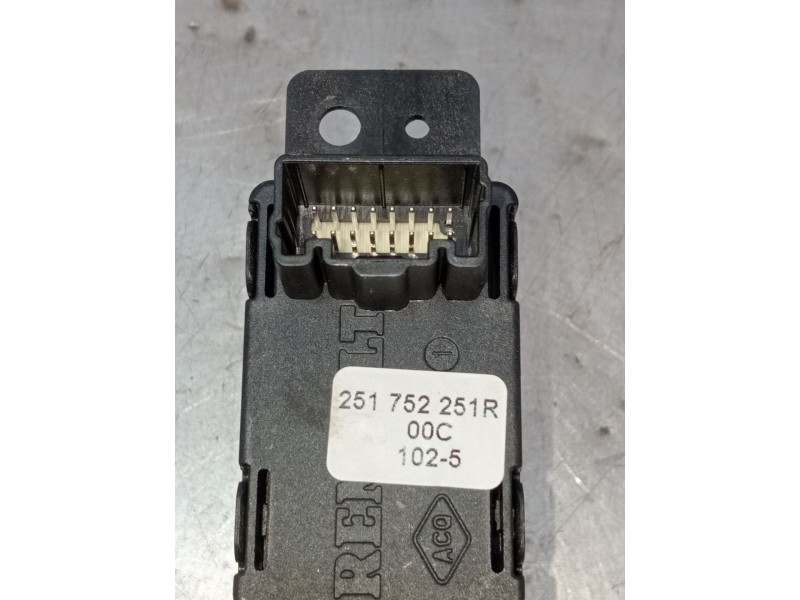 Recambio de modulo electronico para renault captur iii captur e-tech hybrid referencia OEM IAM   