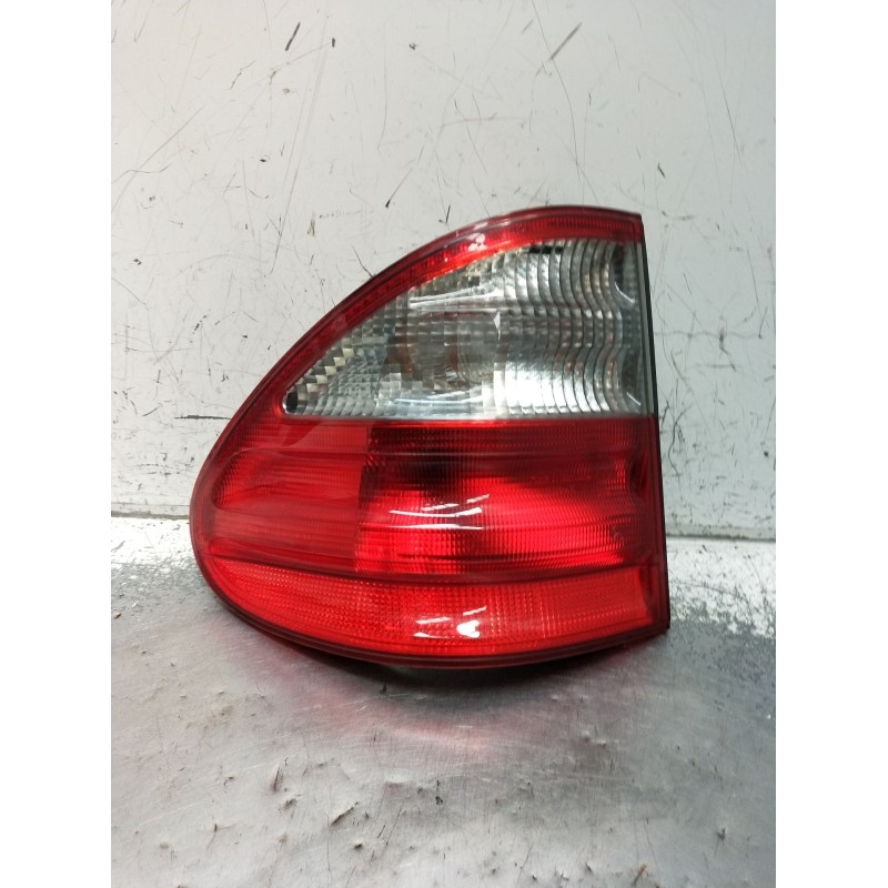 Recambio de piloto trasero izquierdo para mercedes-benz clase e t-model (s210) e 320 t cdi (210.226) referencia OEM IAM A2108205