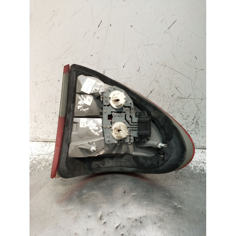 Recambio de piloto trasero izquierdo para mercedes-benz clase e t-model (s210) e 320 t cdi (210.226) referencia OEM IAM A2108205