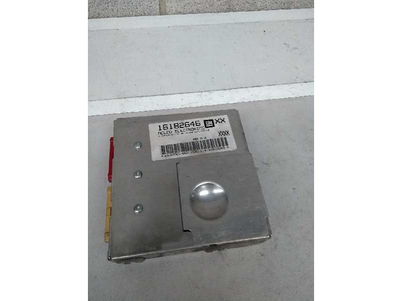 Recambio de centralita motor uce para opel tigra referencia OEM IAM 16182646 XX 