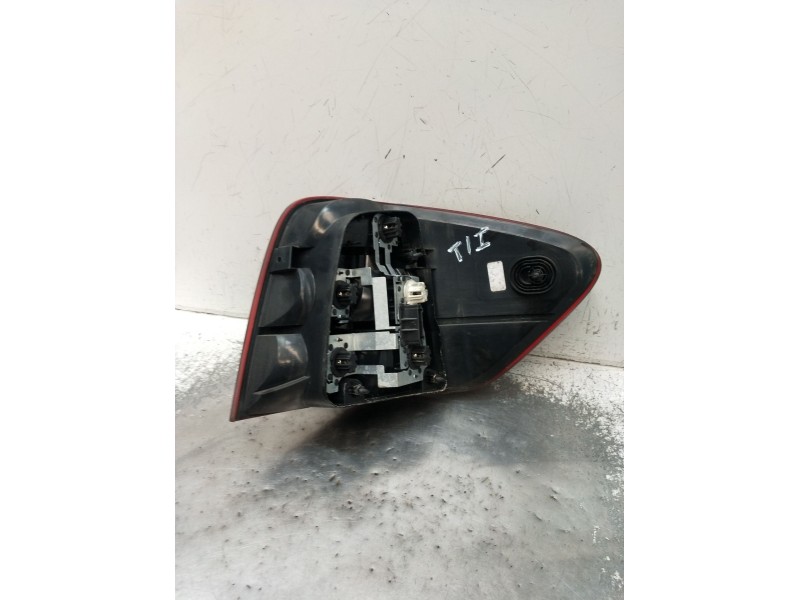 Recambio de piloto trasero izquierdo para mercedes-benz clase m (w164) ml 320 cdi 4-matic (164.122) referencia OEM IAM   2005