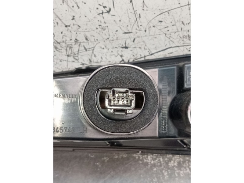 Recambio de piloto trasero izquierdo interior para renault captur iii captur e-tech hybrid referencia OEM IAM 02084799900010 265