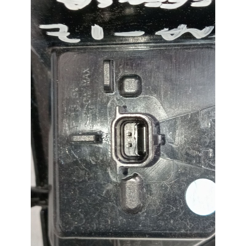 Recambio de piloto trasero izquierdo paragolpes para renault captur iii captur e-tech hybrid referencia OEM IAM 265855239R 90157
