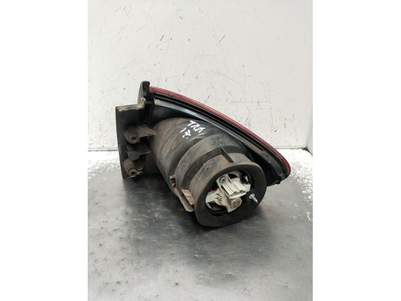 Recambio de piloto trasero izquierdo para seat altea (5p1) 1.9 tdi referencia OEM IAM   2004