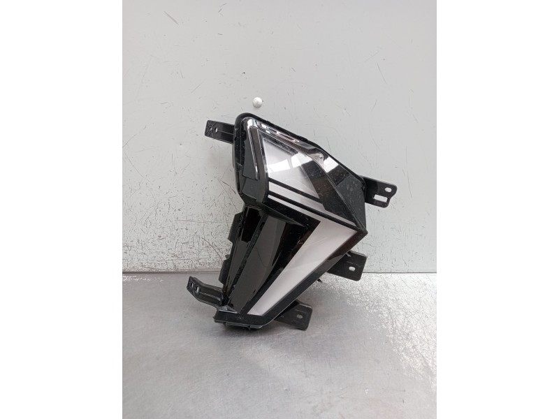 Recambio de faro antiniebla derecho para renault captur iii captur e-tech hybrid referencia OEM IAM 2PT01671802 266009347R PILOT