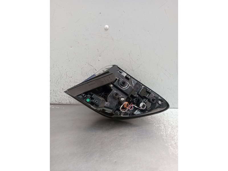Recambio de piloto trasero izquierdo para renault captur iii captur e-tech hybrid referencia OEM IAM 02084299900010 265550246R 2