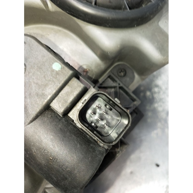 Recambio de faro izquierdo para mercedes-benz clase e t-model (s210) e 320 t cdi (210.226) referencia OEM IAM 15060700 15060400 