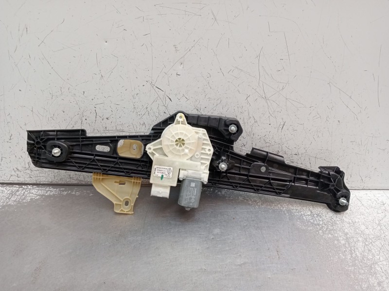Recambio de elevalunas delantero derecho para renault captur iii captur e-tech hybrid referencia OEM IAM 807201618R 5P G78203101