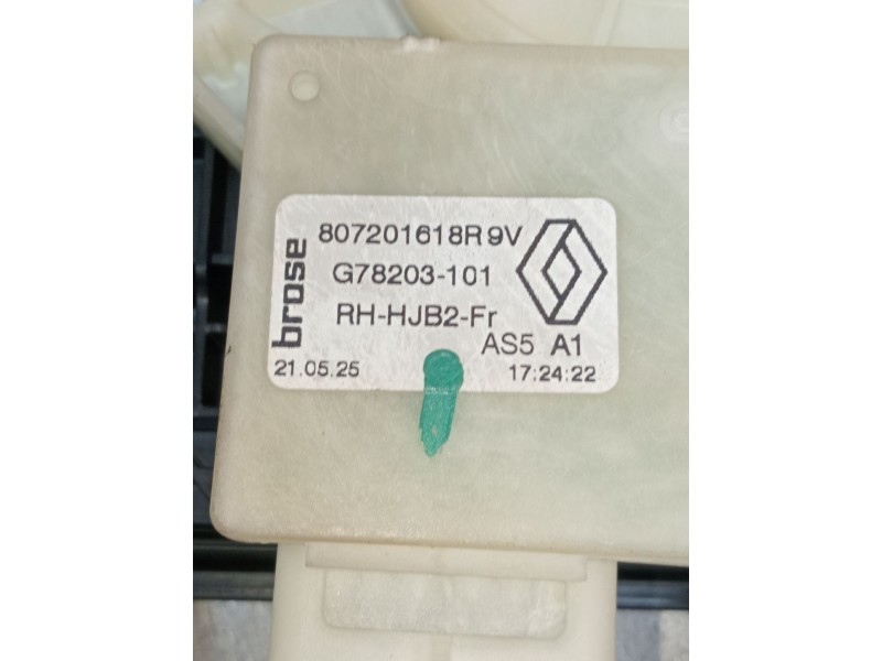 Recambio de elevalunas delantero derecho para renault captur iii captur e-tech hybrid referencia OEM IAM 807201618R 5P G78203101