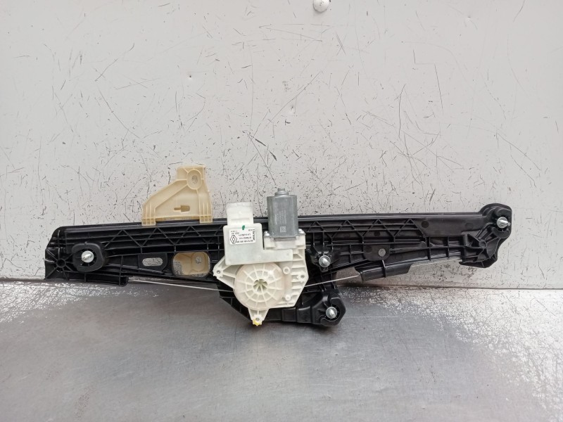 Recambio de elevalunas delantero izquierdo para renault captur iii captur e-tech hybrid referencia OEM IAM 807218516R 5P G782021