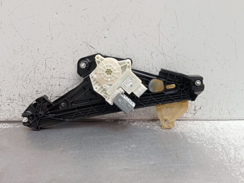 Recambio de elevalunas trasero izquierdo para renault captur iii captur e-tech hybrid referencia OEM IAM 827211567R G78204101 20