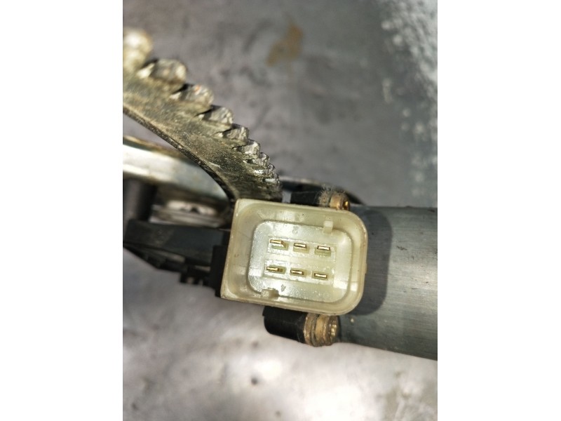 Recambio de elevalunas delantero izquierdo para mercedes-benz clase e t-model (s210) e 320 t cdi (210.226) referencia OEM IAM  5