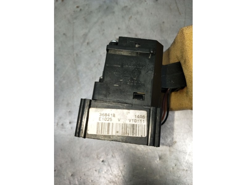 Recambio de mando luces para opel movano a autobús (x70) 2.5 d (jd) referencia OEM IAM 36841B  1998