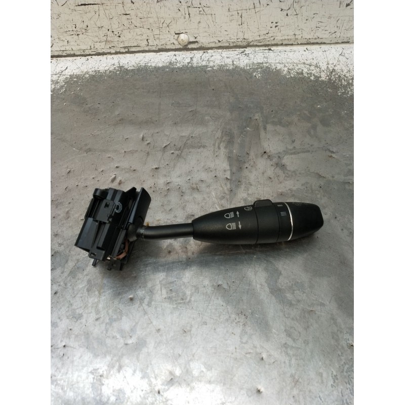 Recambio de mando limpia para mercedes-benz clase m (w164) ml 320 cdi 4-matic (164.122) referencia OEM IAM A1645403445 MANDO LUC