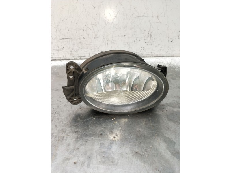 Recambio de faro antiniebla derecho para mercedes-benz clase m (w164) ml 320 cdi 4-matic (164.122) referencia OEM IAM 0305077002