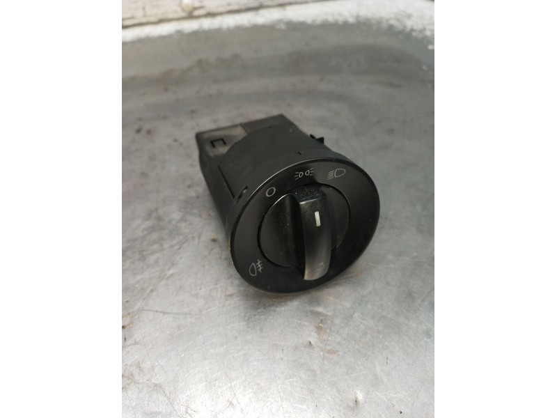 Recambio de mando luces para volkswagen polo iv (9n_, 9a_) 1.4 tdi referencia OEM IAM 6Q0941531B  2005