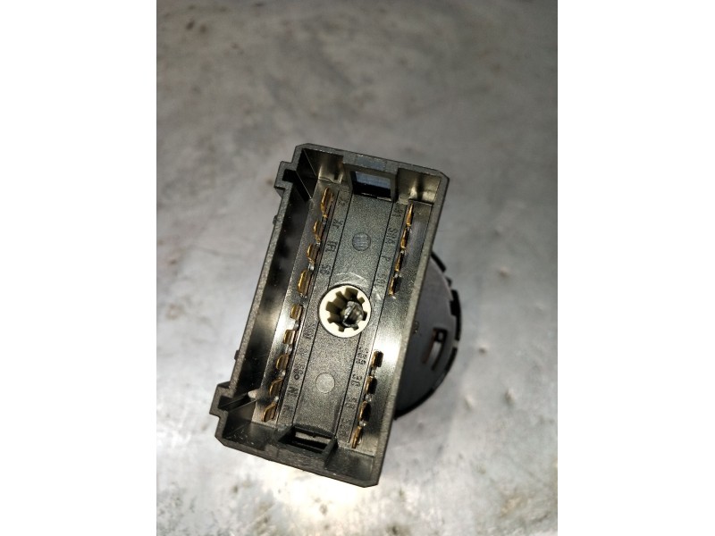 Recambio de mando luces para volkswagen polo iv (9n_, 9a_) 1.4 tdi referencia OEM IAM 6Q0941531B  2005