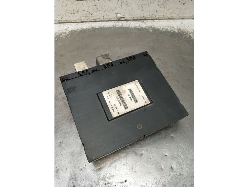 Recambio de caja reles / fusibles para seat altea (5p1) 1.9 tdi referencia OEM IAM 1K0937049N  2004
