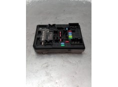 Recambio de caja reles / fusibles para renault captur iii captur e-tech hybrid referencia OEM IAM 284B78143R  2025