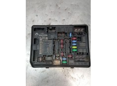 Recambio de caja reles / fusibles para renault captur iii captur e-tech hybrid referencia OEM IAM 284B78143R  2025 2