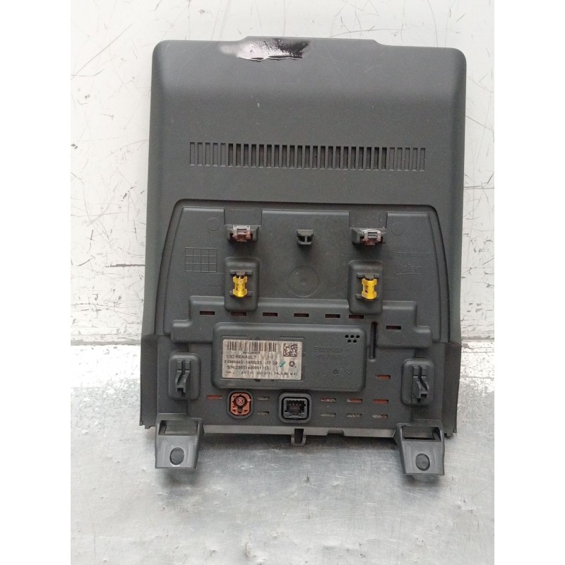 Recambio de pantalla multifuncion para renault captur iii captur e-tech hybrid referencia OEM IAM   