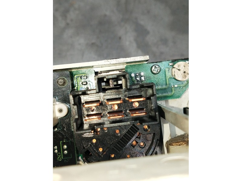 Recambio de mando calefaccion / aire acondicionado para nissan terrano ii (r20) 2.7 td 4wd referencia OEM IAM   2000