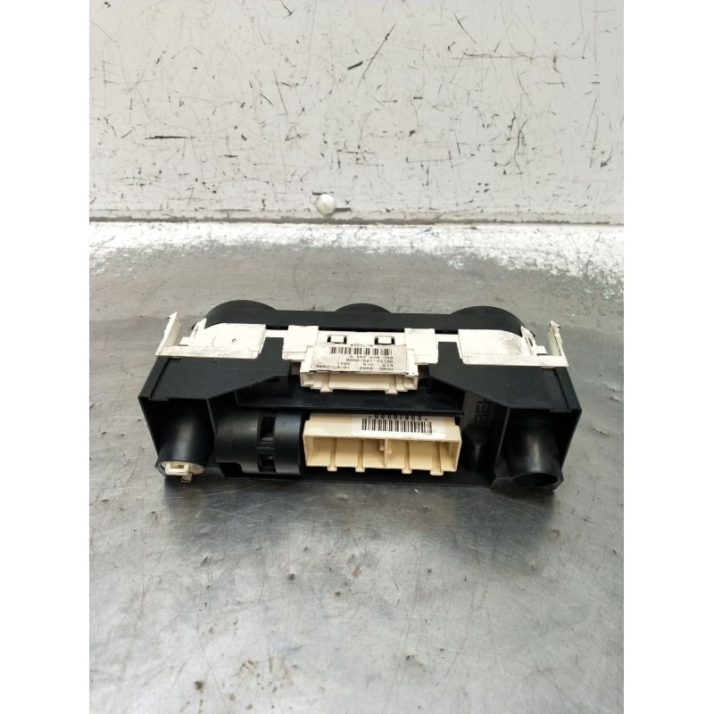 Recambio de mando calefaccion / aire acondicionado para volkswagen polo iv (9n_, 9a_) 1.4 tdi referencia OEM IAM 6Q0820045G 9015