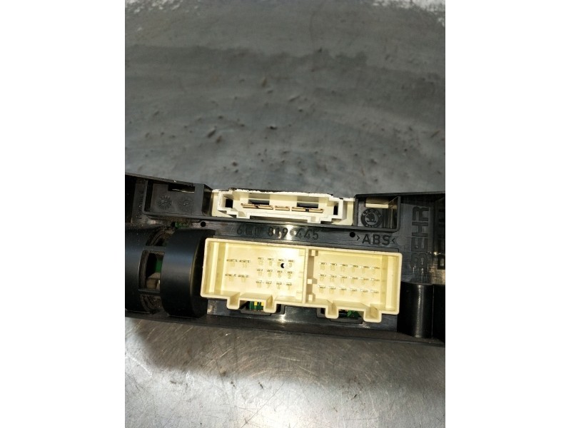 Recambio de mando calefaccion / aire acondicionado para volkswagen polo iv (9n_, 9a_) 1.4 tdi referencia OEM IAM 6Q0820045G 9015