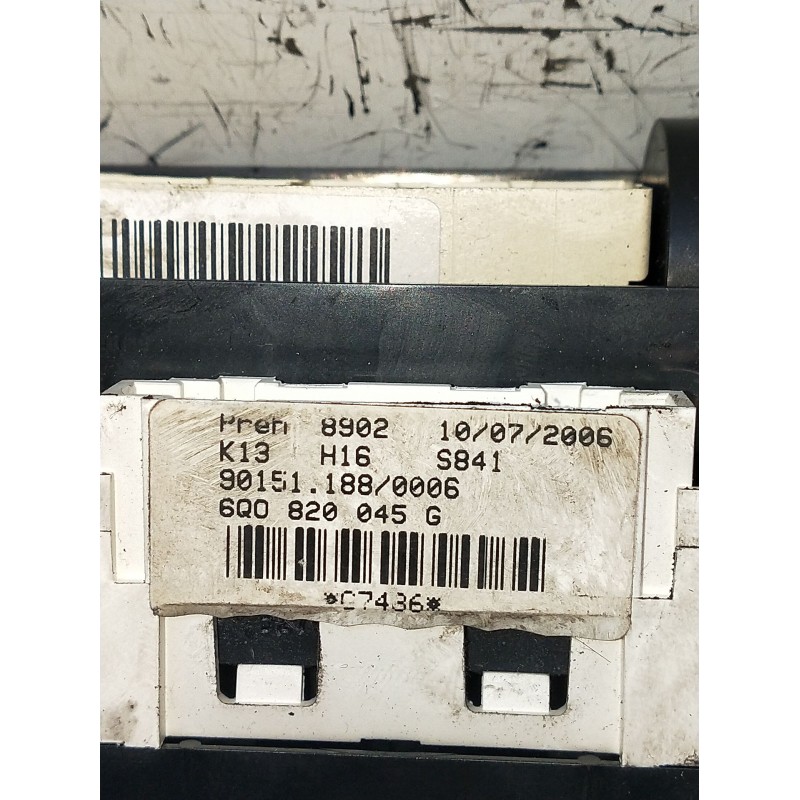 Recambio de mando calefaccion / aire acondicionado para volkswagen polo iv (9n_, 9a_) 1.4 tdi referencia OEM IAM 6Q0820045G 9015