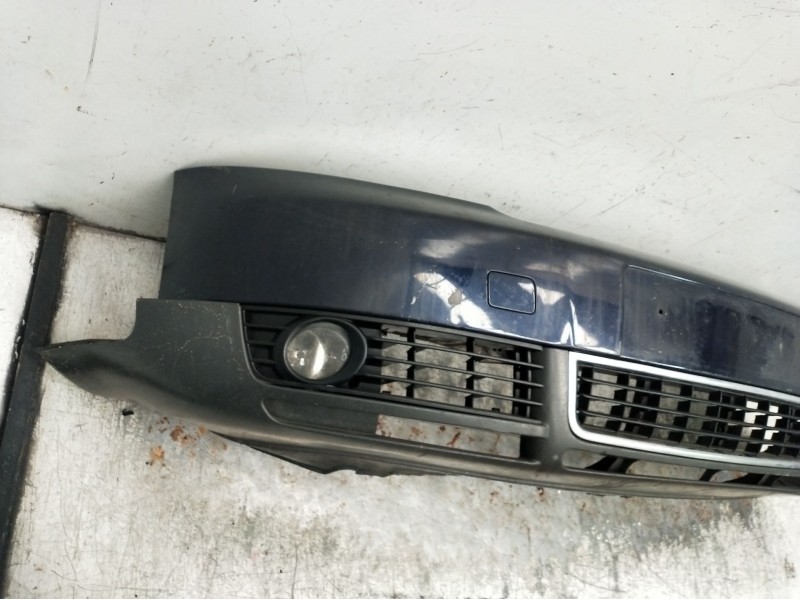 Recambio de paragolpes delantero para audi a4 b6 avant (8e5) 2.5 tdi quattro referencia OEM IAM   2001