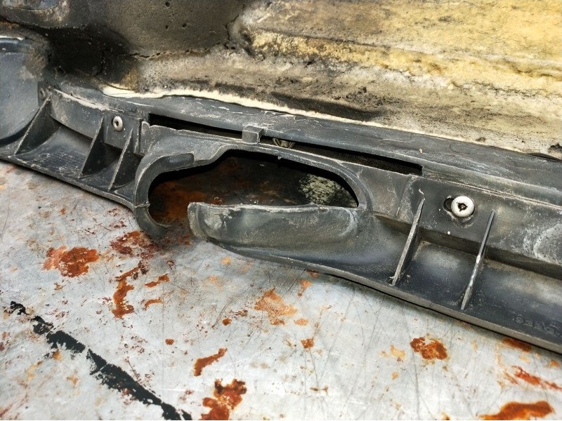 Recambio de paragolpes trasero para ford mondeo i (gbp) 1.8 td referencia OEM IAM  VER FOTOS 