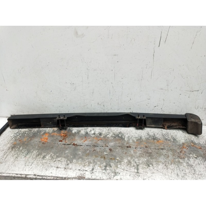 Recambio de paragolpes delantero para land rover defender station wagon (l316, l315) 2.5 td5 4x4 (l316) referencia OEM IAM   
