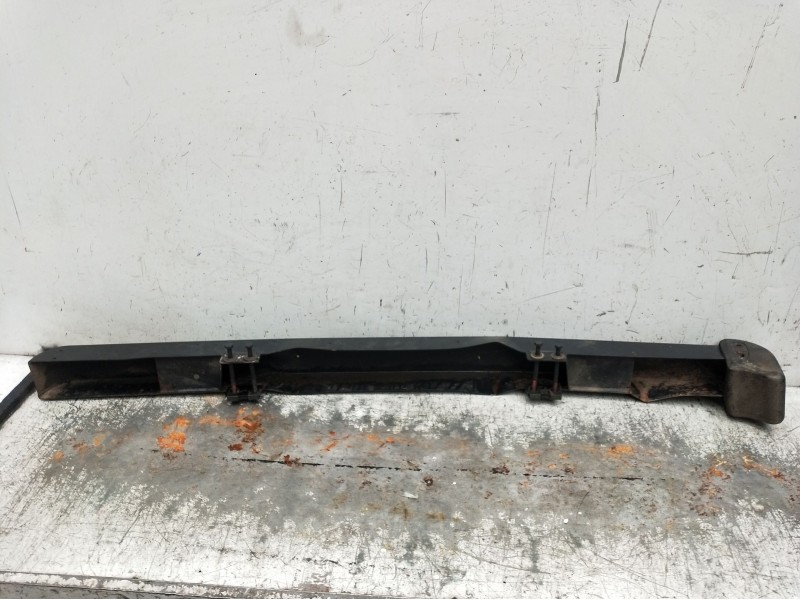 Recambio de paragolpes delantero para land rover defender station wagon (l316, l315) 2.5 td5 4x4 (l316) referencia OEM IAM   