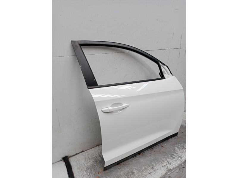 Recambio de puerta delantera derecha para hyundai tucson (tl, tle) 1.6 crdi referencia OEM IAM   