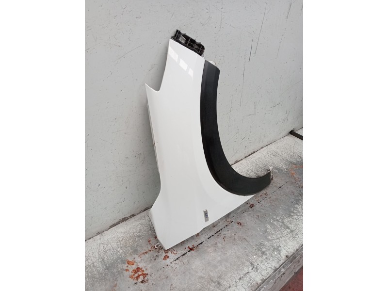 Recambio de aleta delantera derecha para hyundai tucson (tl, tle) 1.6 crdi referencia OEM IAM   