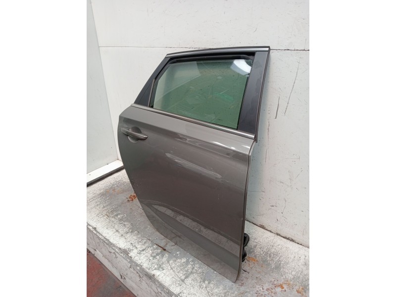 Recambio de puerta trasera derecha para hyundai i30 (pde, pd, pden) 1.0 t-gdi referencia OEM IAM   