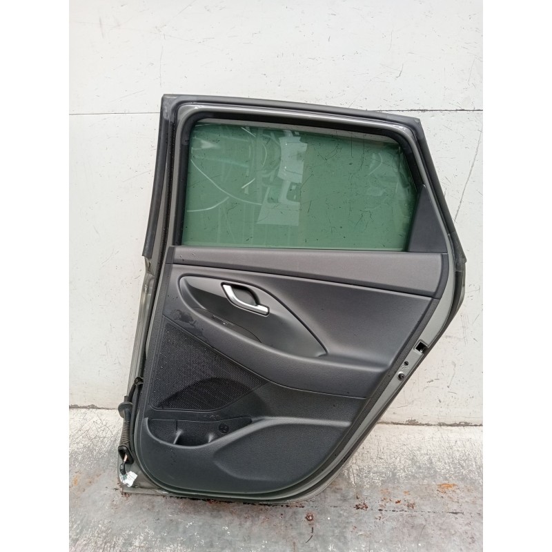 Recambio de puerta trasera derecha para hyundai i30 (pde, pd, pden) 1.0 t-gdi referencia OEM IAM   