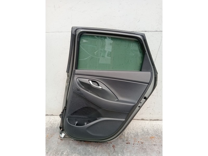 Recambio de puerta trasera derecha para hyundai i30 (pde, pd, pden) 1.0 t-gdi referencia OEM IAM   