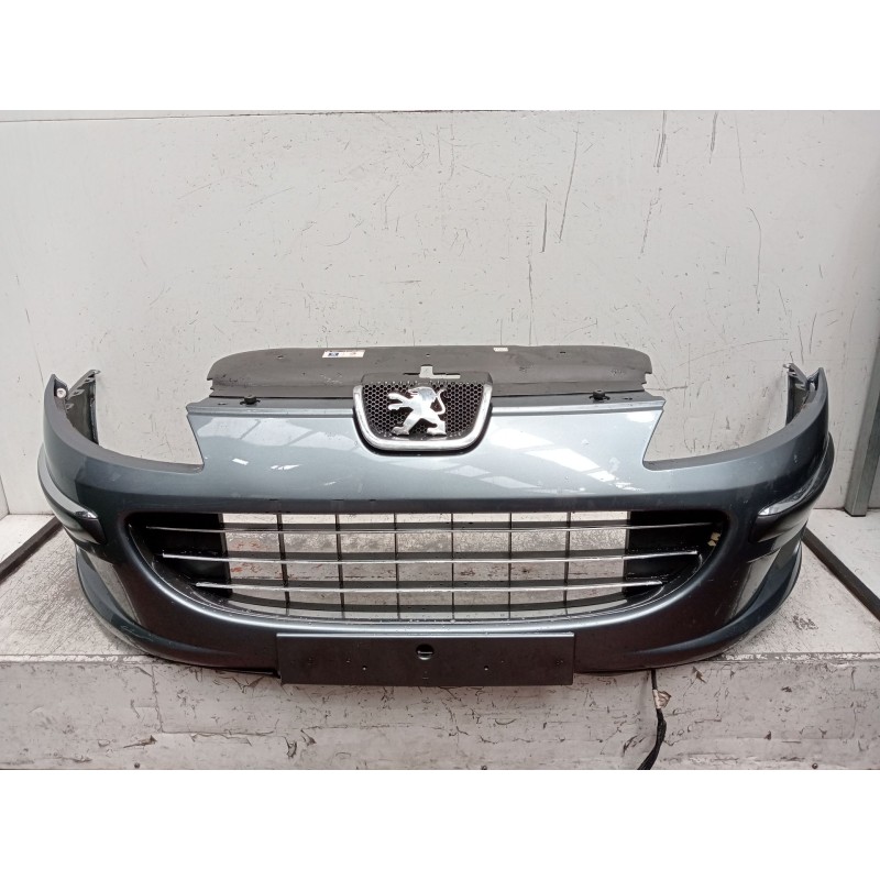 Recambio de paragolpes delantero para peugeot 407 (6d_) 2.0 hdi 135 (6drhrh, 6drhre, 6drhrg, 6drhrj) referencia OEM IAM   