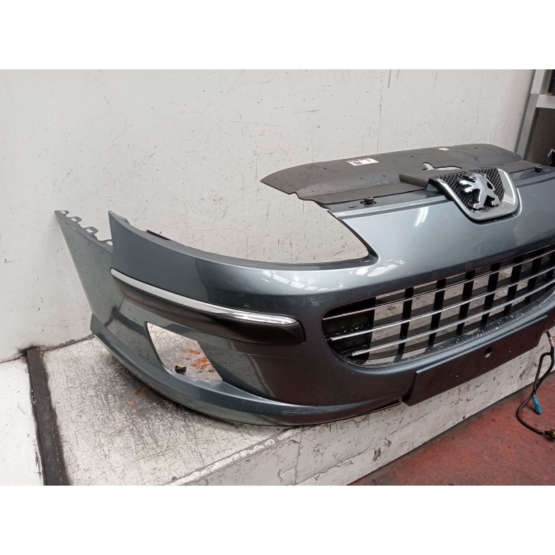 Recambio de paragolpes delantero para peugeot 407 (6d_) 2.0 hdi 135 (6drhrh, 6drhre, 6drhrg, 6drhrj) referencia OEM IAM   