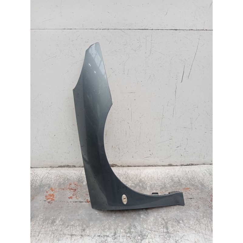 Recambio de aleta delantera derecha para peugeot 407 (6d_) 2.0 hdi 135 (6drhrh, 6drhre, 6drhrg, 6drhrj) referencia OEM IAM   