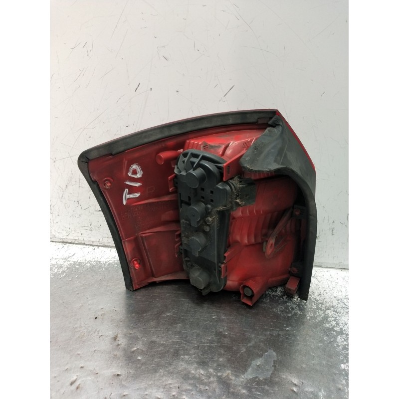 Recambio de piloto trasero derecho para audi a4 b6 avant (8e5) 2.5 tdi quattro referencia OEM IAM   2001