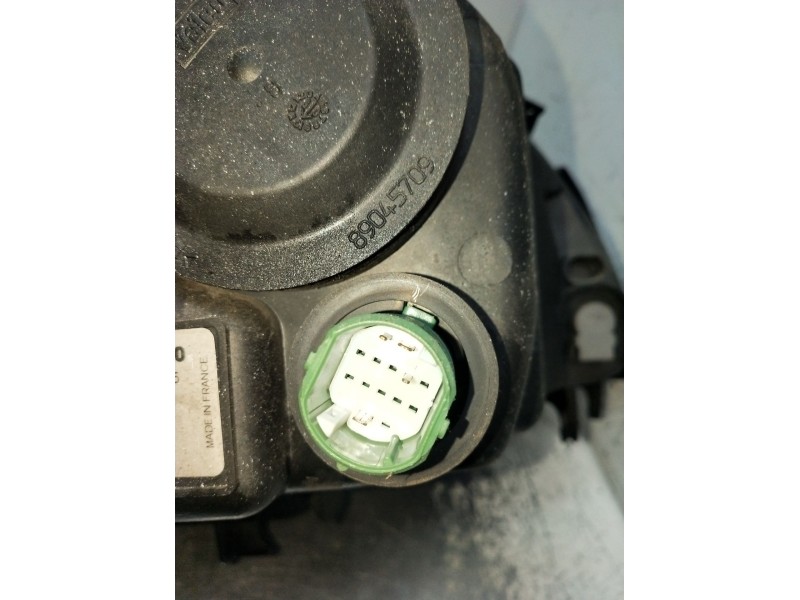 Recambio de faro derecho para volvo s60 i (384) 2.4 d referencia OEM IAM 30698825 89900257 FARO PARA PULIR 2000
