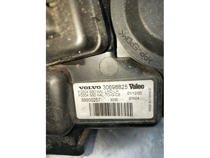 Recambio de faro derecho para volvo s60 i (384) 2.4 d referencia OEM IAM 30698825 89900257 FARO PARA PULIR 2000